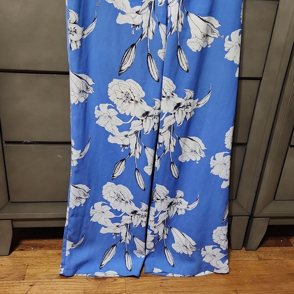 EUC Cubus blue & white flower pants - Picture 3 of 5